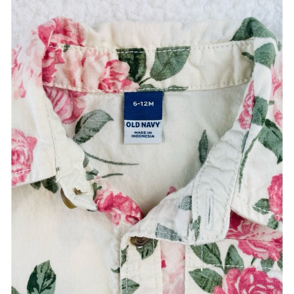 OLD NAVY • Cream/Multi Floral Print Button-Down Short Sleeve Shirt - Picture 9 of 11